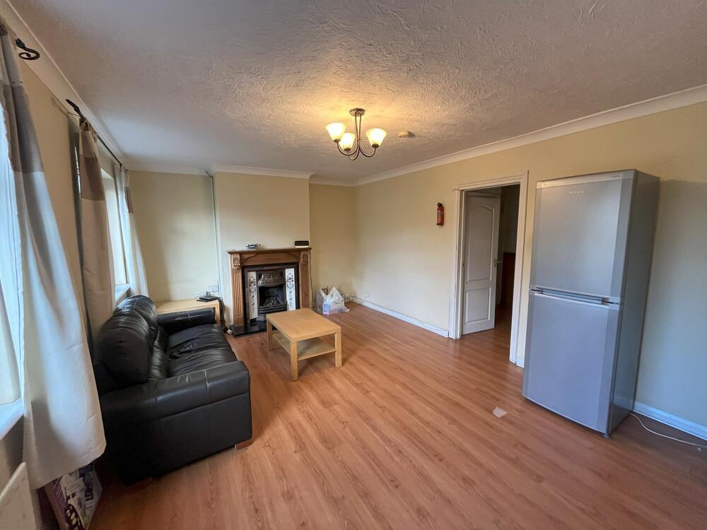 38, Widford Chase, Chelmsford, Essex CM2 8SZ