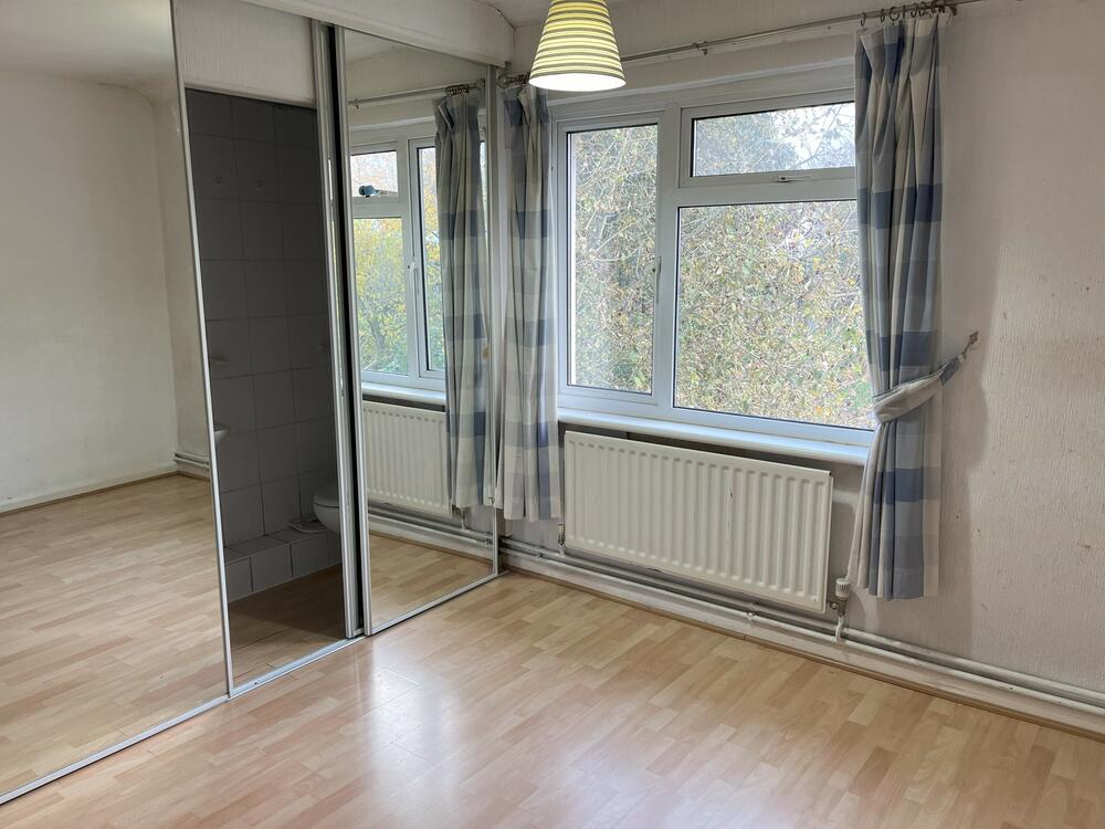38, Widford Chase, Chelmsford, Essex CM2 8SZ