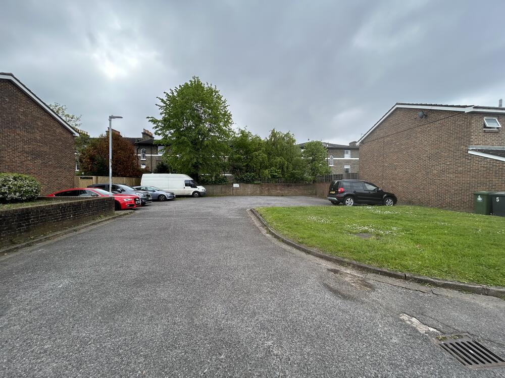 42A, Belmont Park, Lewisham, London SE13 5DB