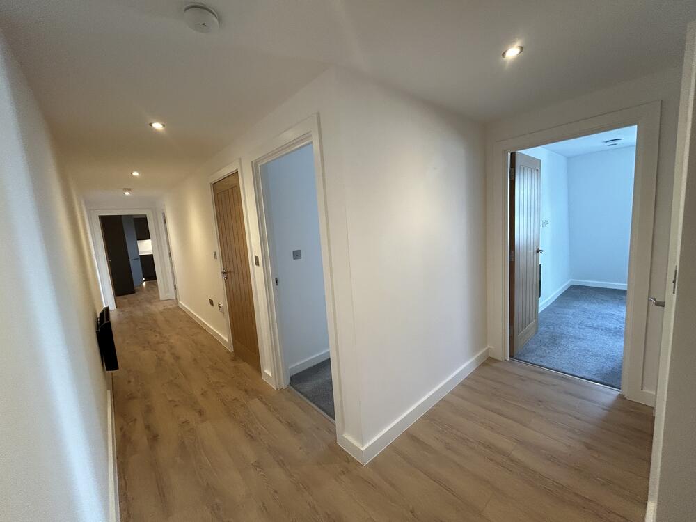 33 Queensbridge Drive, Ramsgate, Kent CT11 9TU