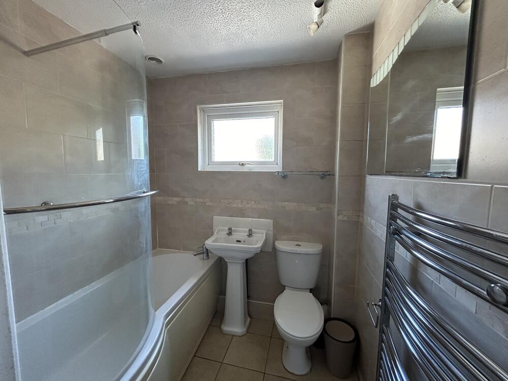 42, Belmont Park, Lewisham, London SE13 5DB
