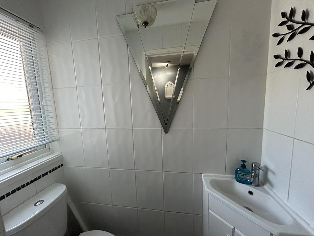 42, Belmont Park, Lewisham, London SE13 5DB