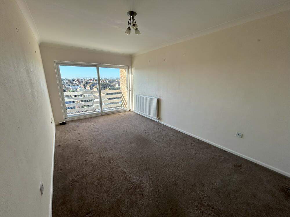 12 Maplin Court, Kings Avenue, Holland-On-Sea, Clacton-On-Sea, Essex CO15 5EY