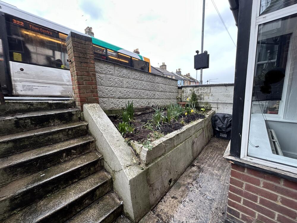 239 , Mount Pleasant Road, Hastings, East Sussex TN34 3SS