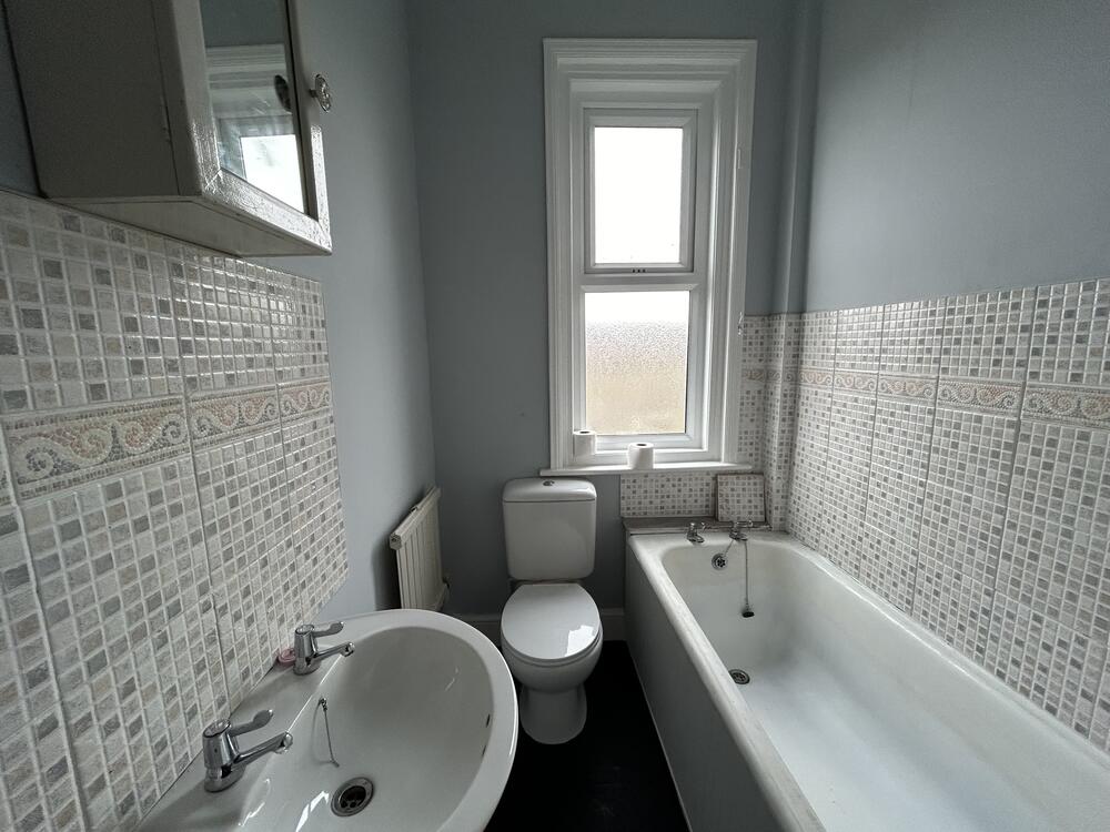 239 , Mount Pleasant Road, Hastings, East Sussex TN34 3SS