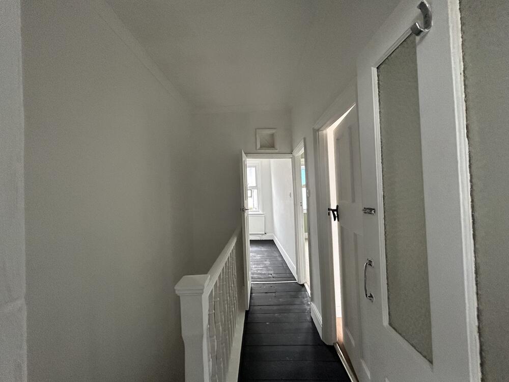 239 , Mount Pleasant Road, Hastings, East Sussex TN34 3SS