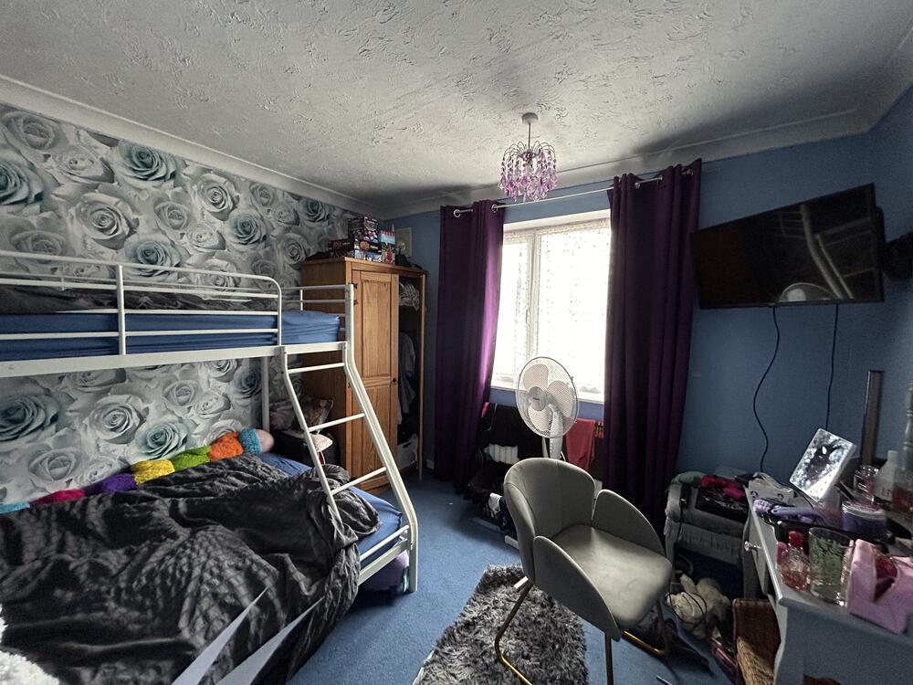 18 , Kennington Close, Twydall, Gillingham, Kent ME8 6QL