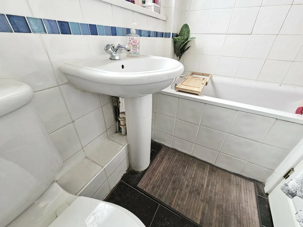 13A, Eastwood Road, Rayleigh, Essex SS6 7JD