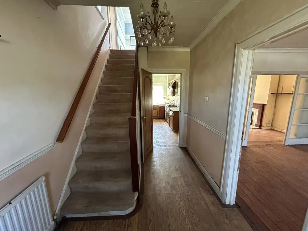99, Stanley Road North, Rainham, Essex RM13 8BA