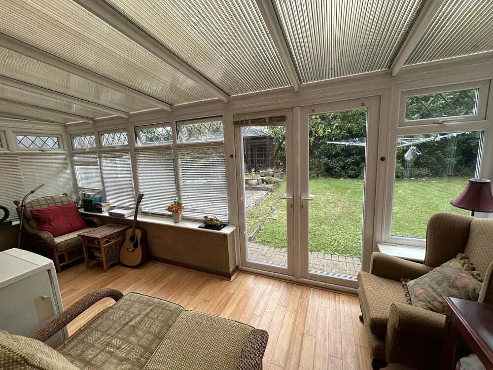 2 Midsummer Hill, Kennington, Ashford, Kent TN24 9NL