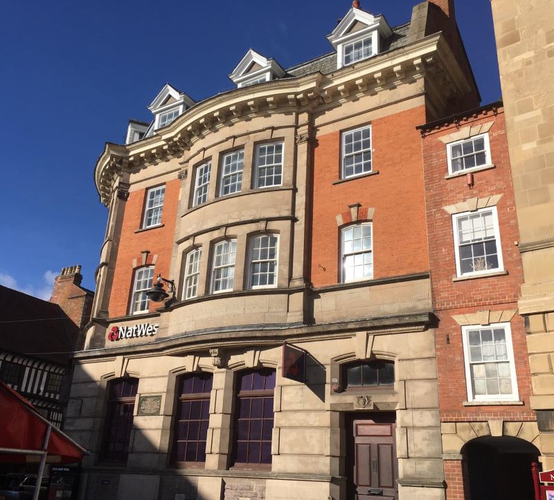Flat 2A, 1 Market Place, Newark, Nottinghamshire, NG24 1DY
