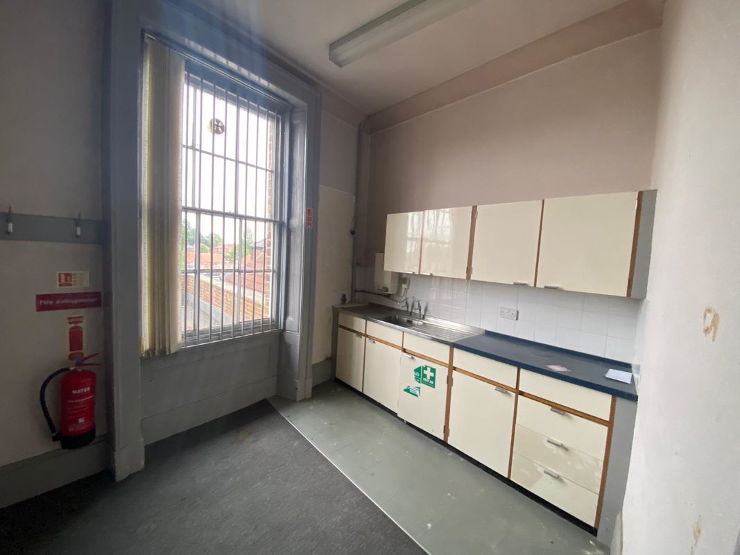 61 Market Place, Driffield, North Humberside, YO25 6AF