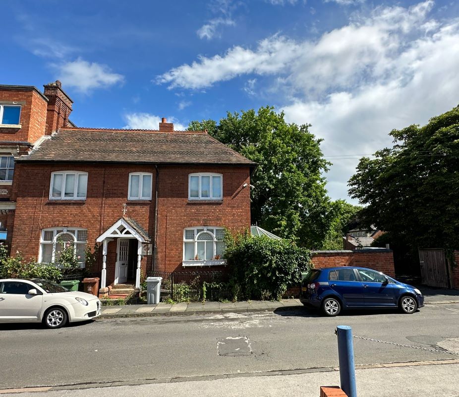 1 Magnus Street, Newark, Nottinghamshire, NG24 1LB
