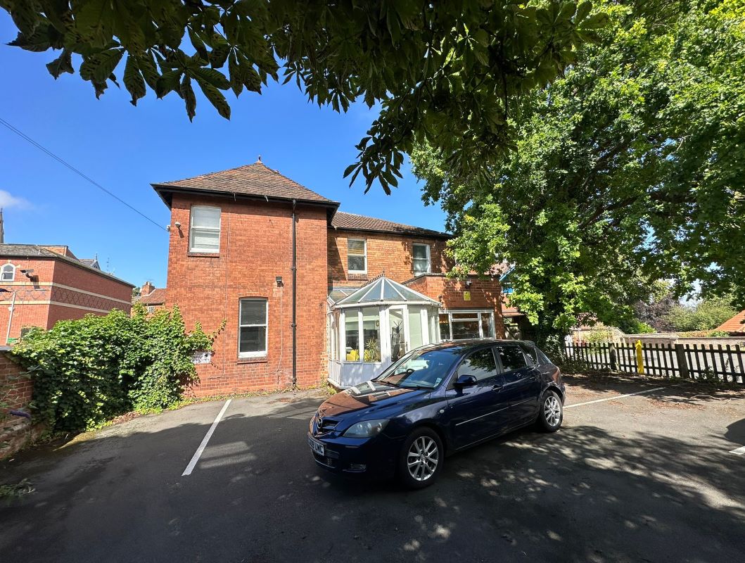 1 Magnus Street, Newark, Nottinghamshire, NG24 1LB