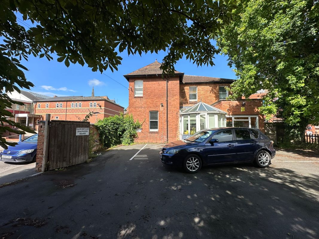 1 Magnus Street, Newark, Nottinghamshire, NG24 1LB