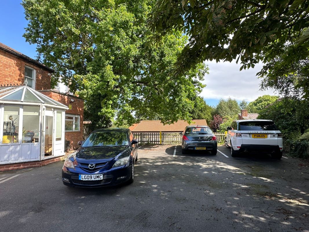 1 Magnus Street, Newark, Nottinghamshire, NG24 1LB