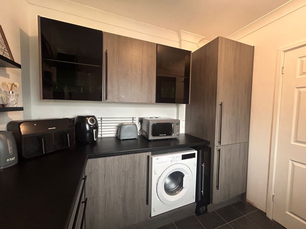 30 Belvoir Lodge, Carlton, Nottingham, NG4 1DU