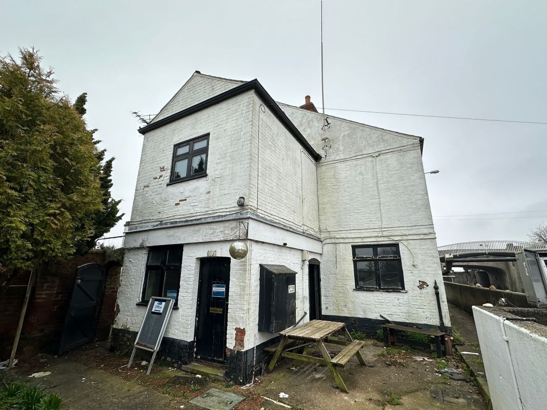 Lock House, Lock Row, Torksey, Lincoln, LN1 2EH