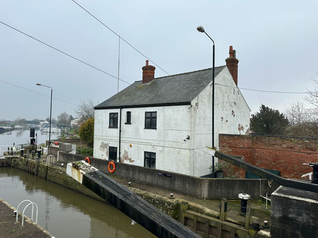 Lock House, Lock Row, Torksey, Lincoln, LN1 2EH