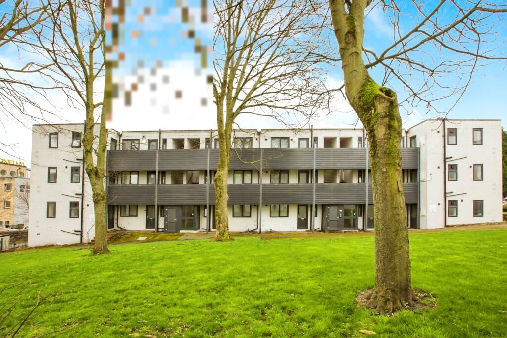 Flats 1-36, West Parade, Halifax, West Yorkshire, HX1 2EQ