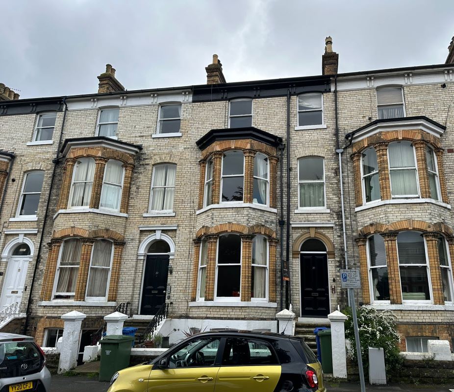 Top Floor Flat, 21 Esplanade Gardens, Scarborough, North Yorkshire, YO11 2AP