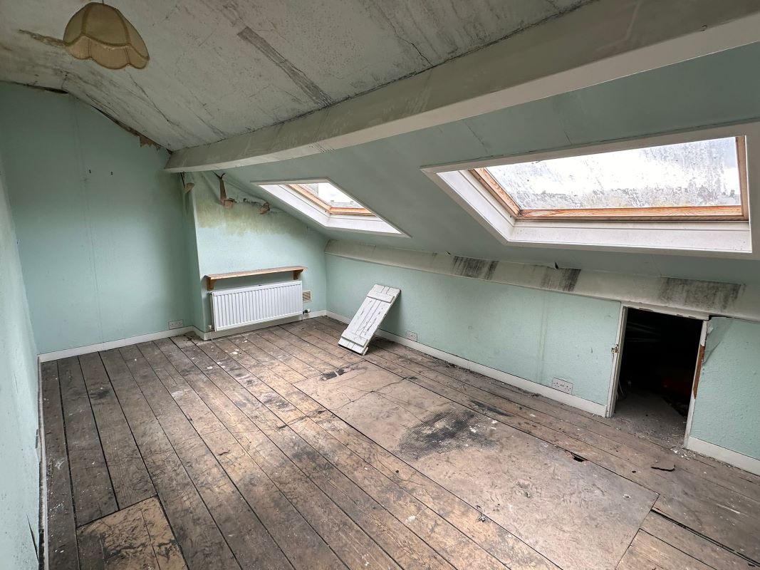 Top Floor Flat, 21 Esplanade Gardens, Scarborough, North Yorkshire, YO11 2AP