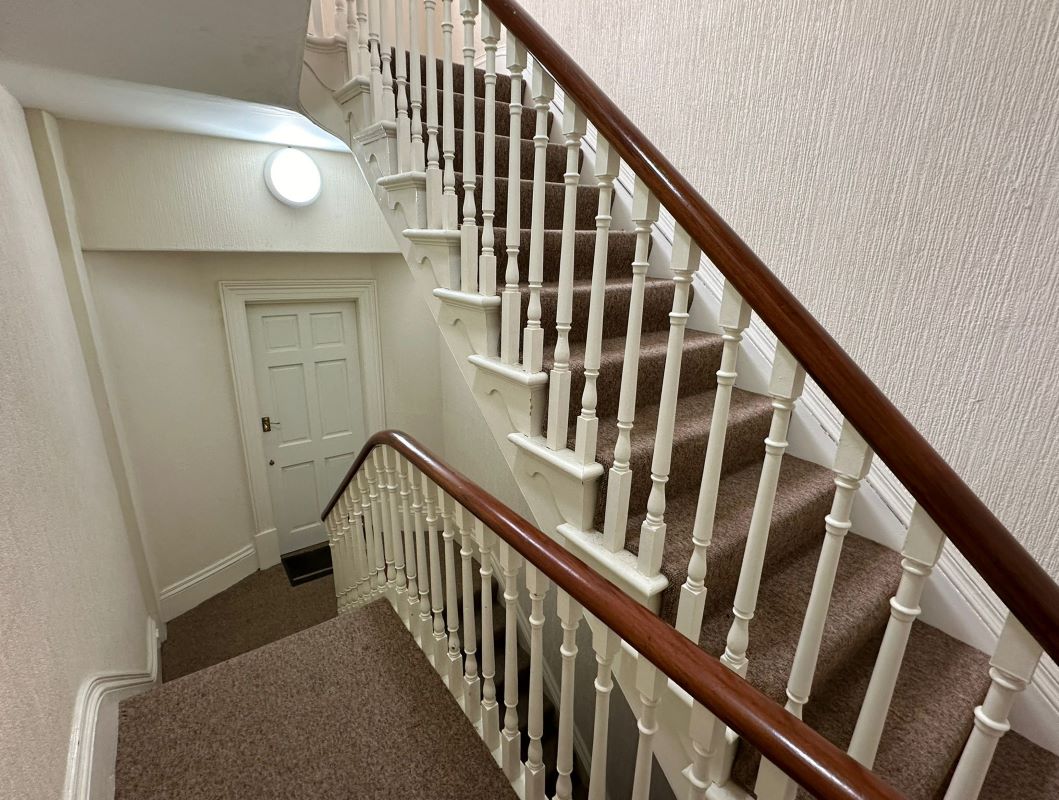 Top Floor Flat, 21 Esplanade Gardens, Scarborough, North Yorkshire, YO11 2AP
