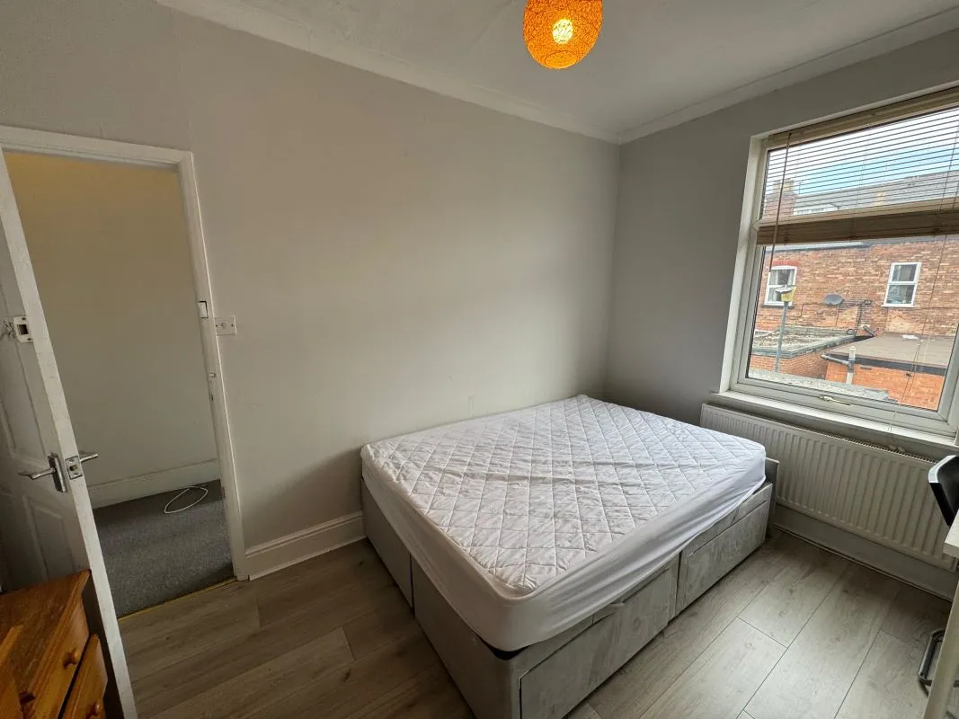 48 Bathley Street, Nottingham, NG2 2LH