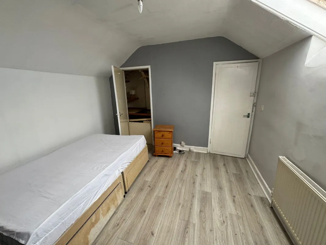 48 Bathley Street, Nottingham, NG2 2LH