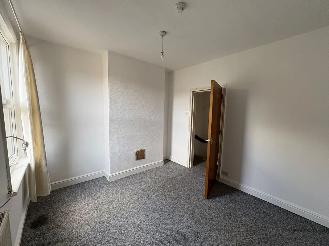 9 Corby Road, Nottingham, NG3 5HF