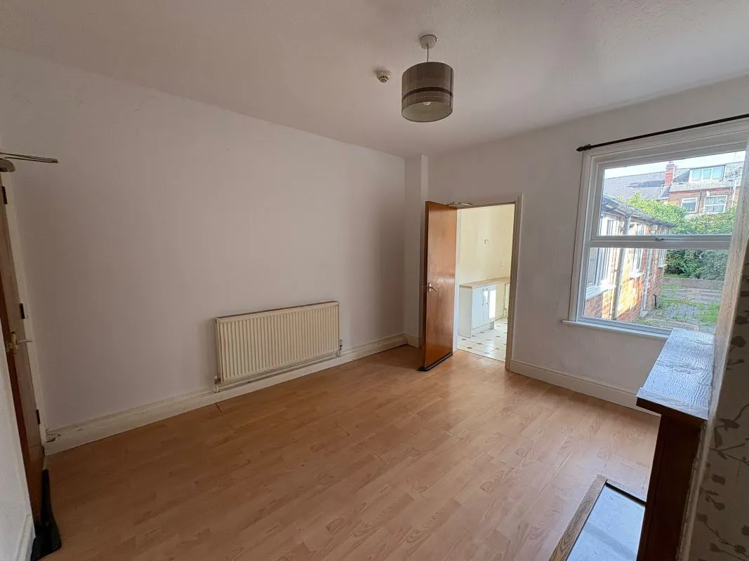 9 Corby Road, Nottingham, NG3 5HF