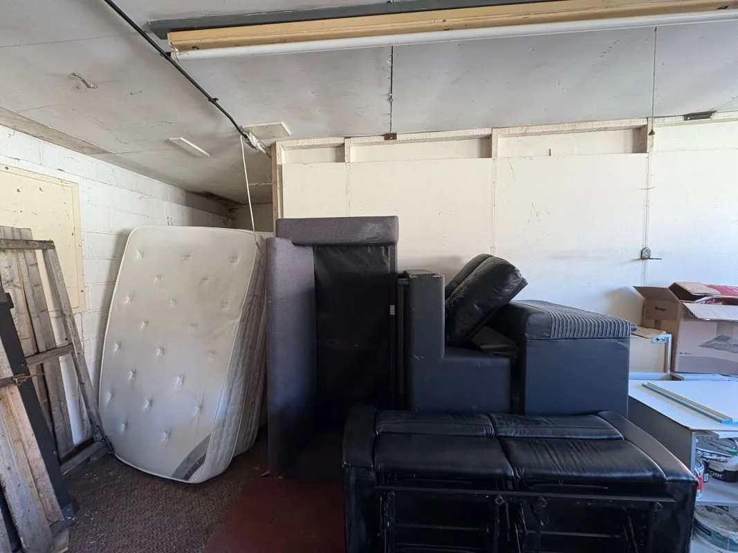 Workshop & Parking Spot at Bexon Court, Carlton, Nottingham, NG4 1SQ