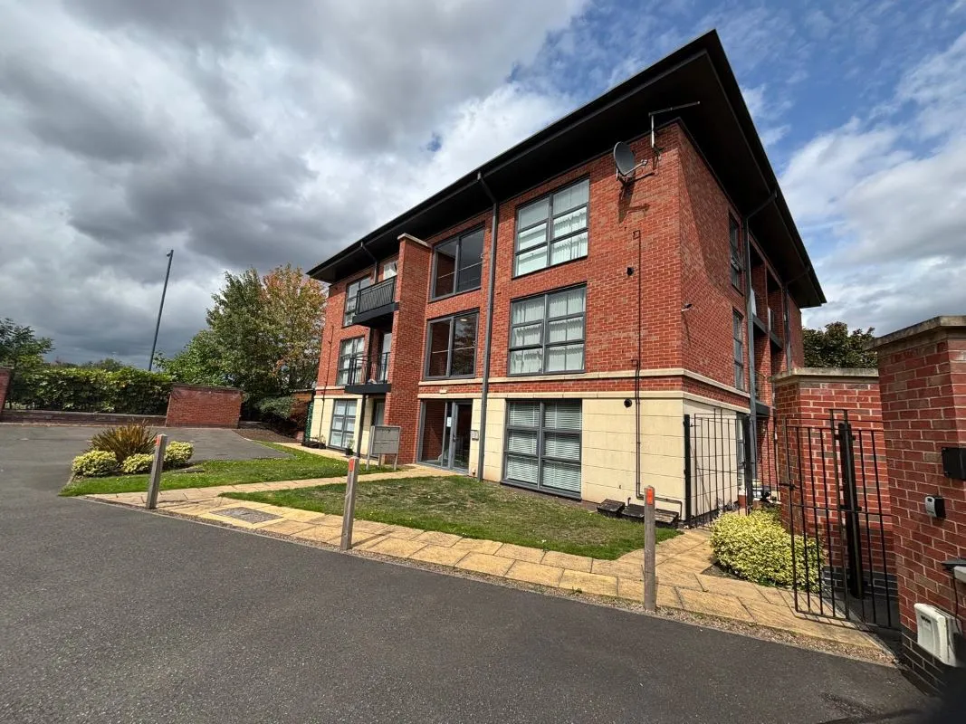 Flat 3, Deane Court, 15 Deane Road, Wilford, Nottingham, NG11 7GD