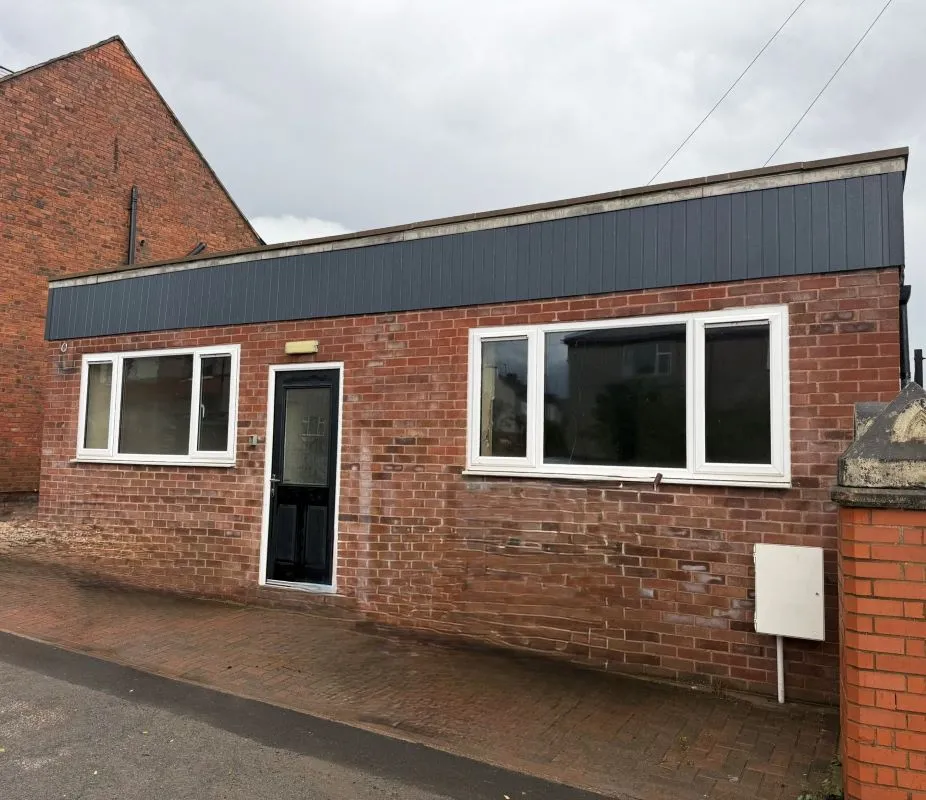 55 Mansfield Road, Alfreton, Derbyshire, DE55 7JJ