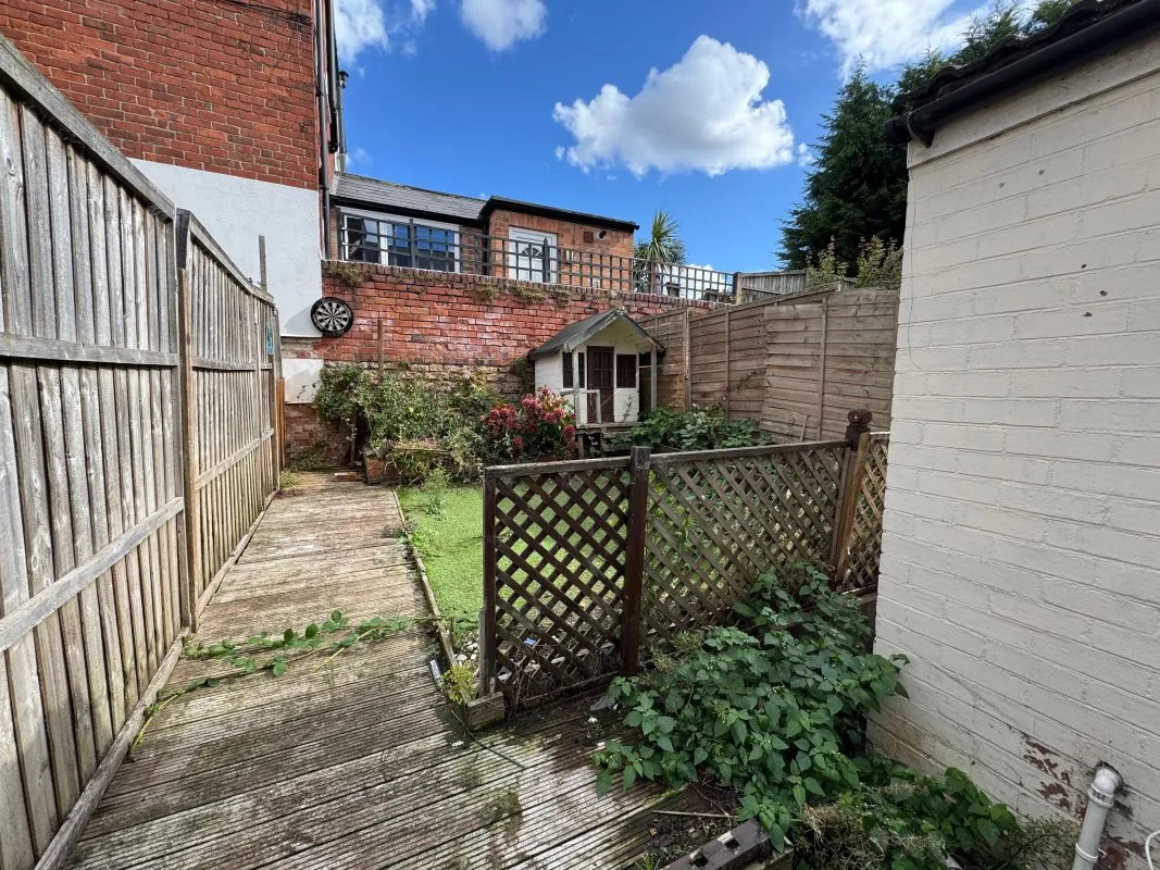 91 Austin Street, Nottingham, NG6 9HE
