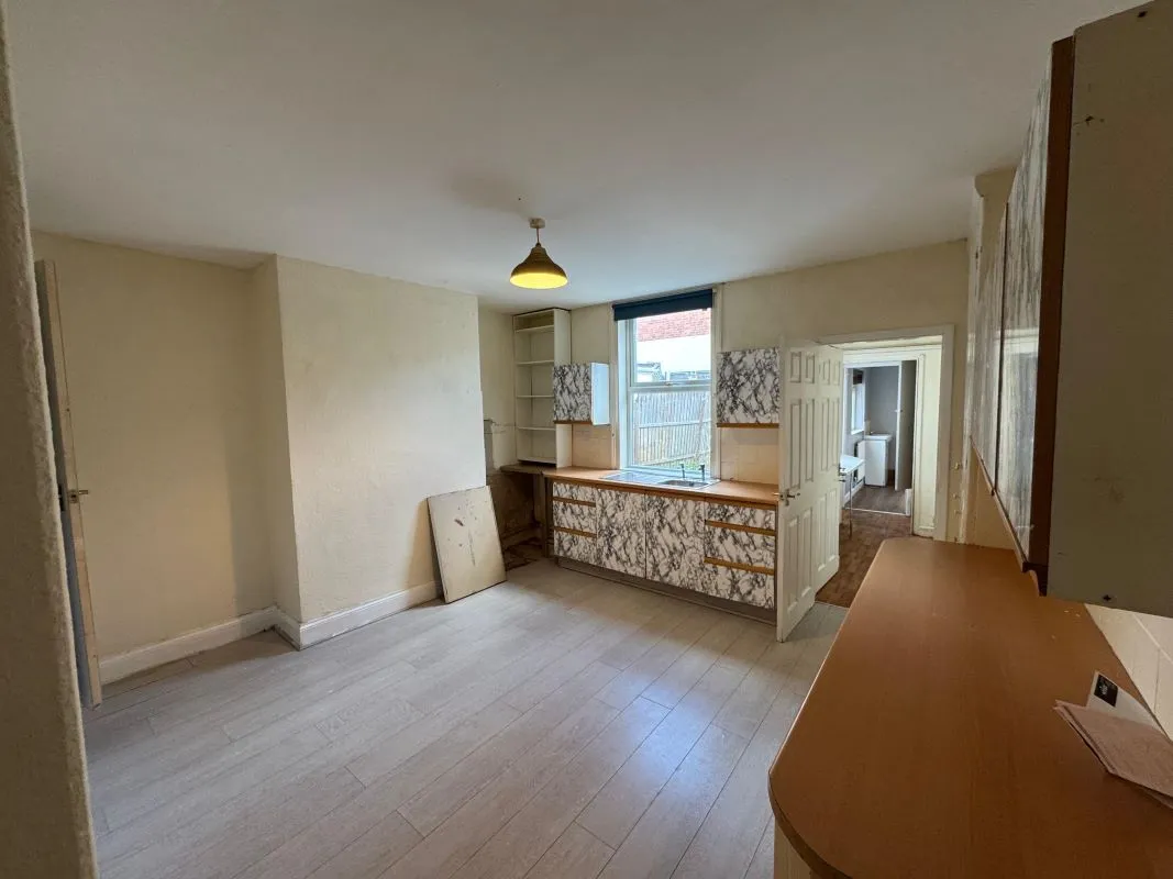 91 Austin Street, Nottingham, NG6 9HE