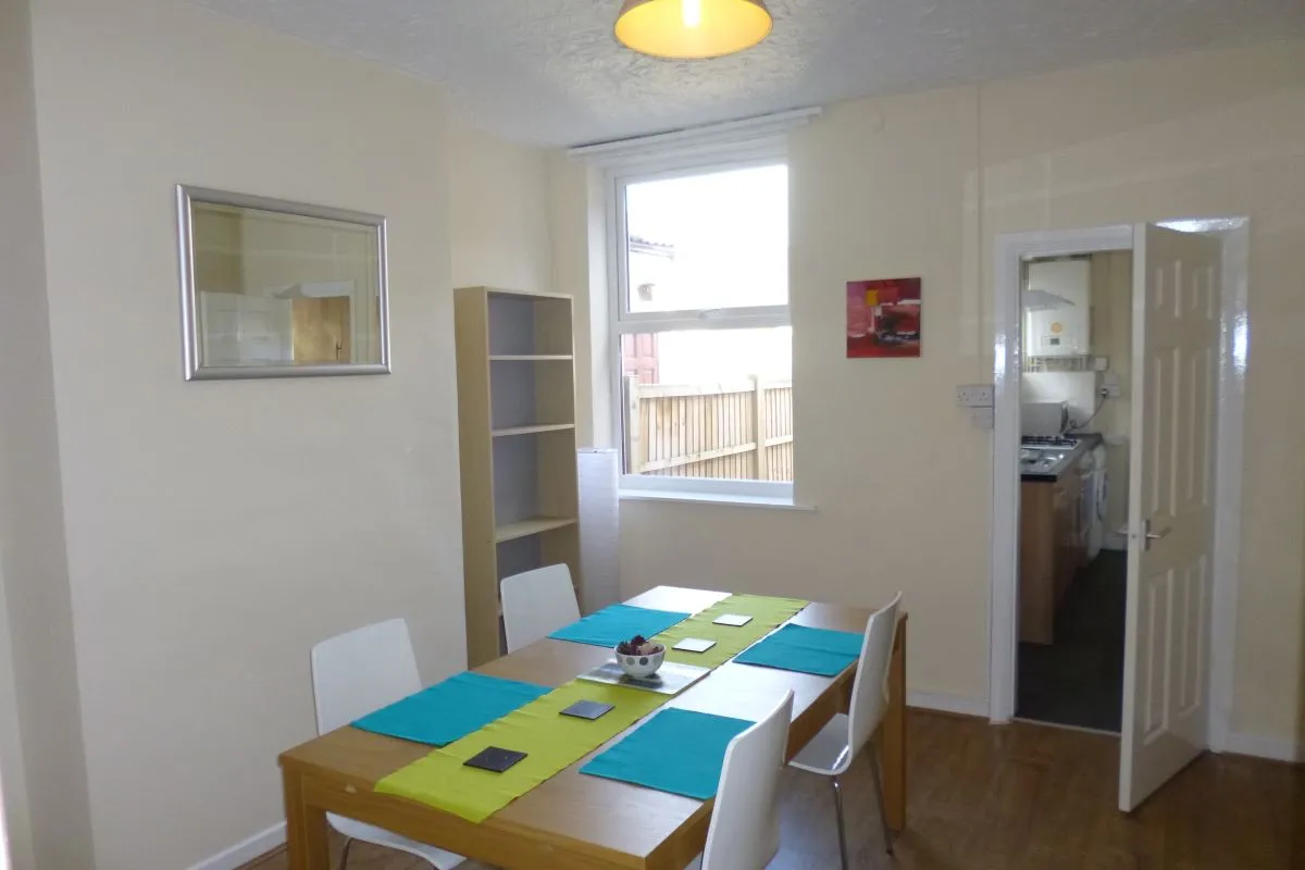 59 Windsor Street, Beeston, Nottingham, NG9 2BW