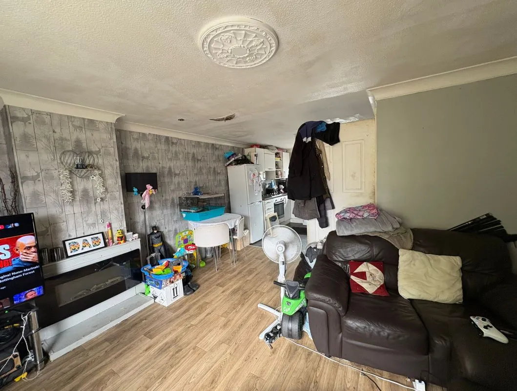 20 Leiston Gardens, Nottingham, NG5 9DZ
