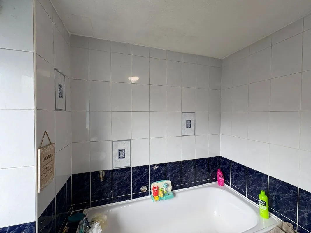 20 Leiston Gardens, Nottingham, NG5 9DZ