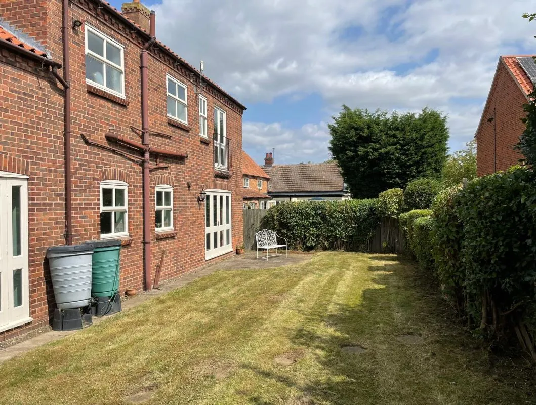 4 Hen & Chicken Yard, Barnby, Newark, Nottinghamshire, NG24 2SP