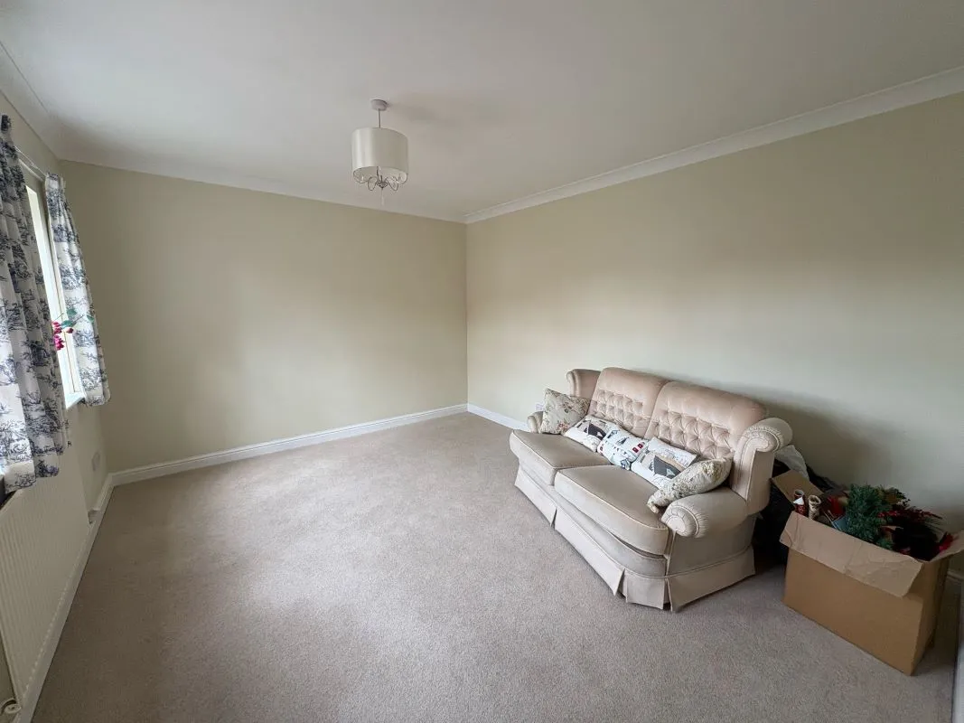 4 Hen & Chicken Yard, Barnby, Newark, Nottinghamshire, NG24 2SP