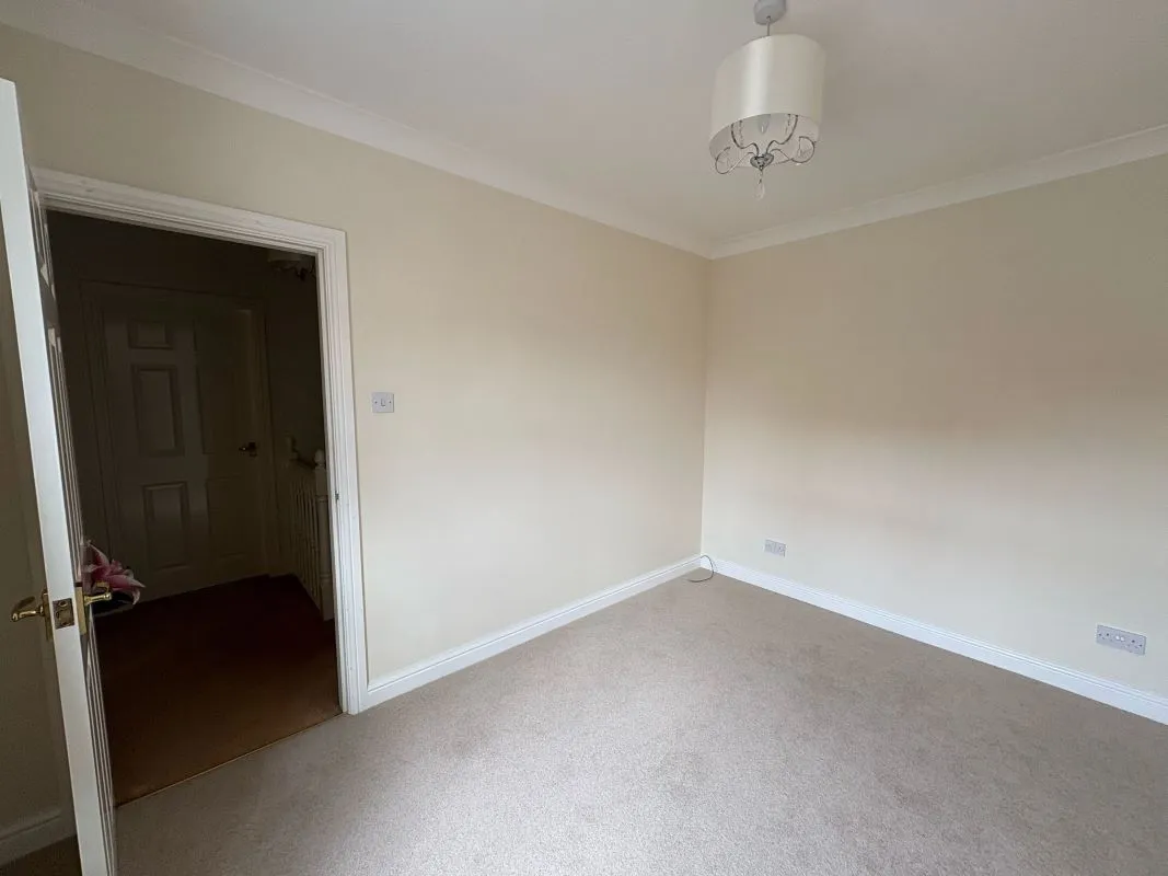 4 Hen & Chicken Yard, Barnby, Newark, Nottinghamshire, NG24 2SP