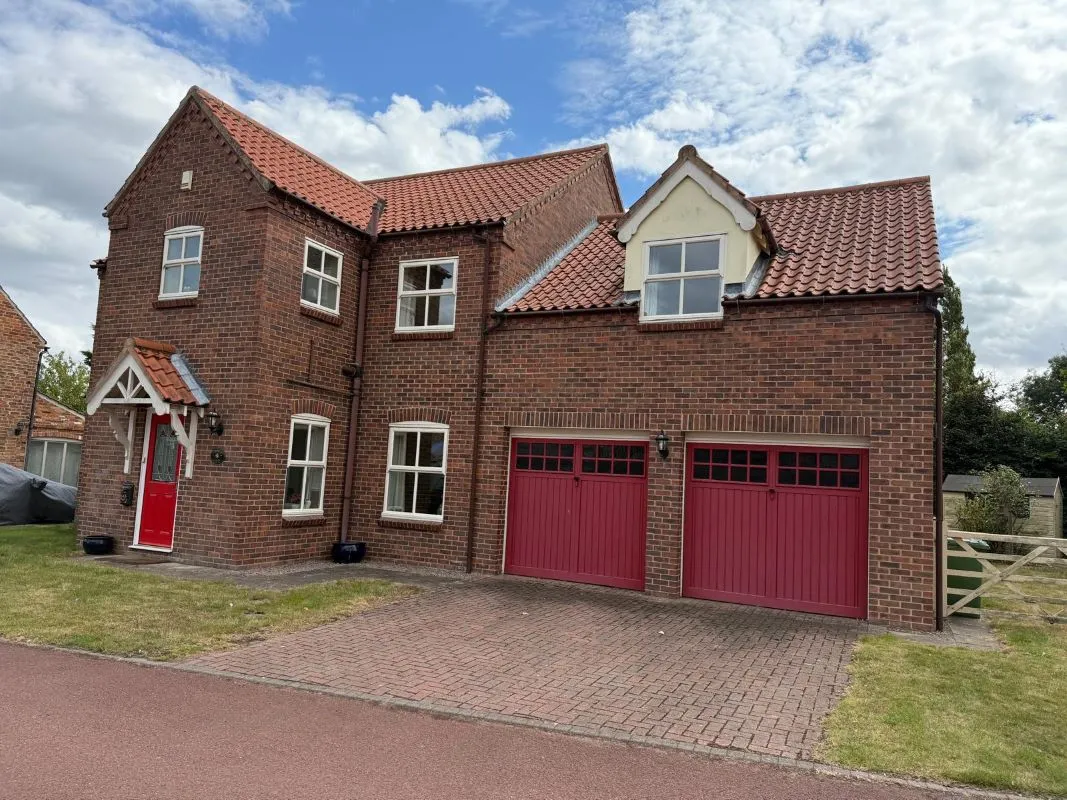 4 Hen & Chicken Yard, Barnby, Newark, Nottinghamshire, NG24 2SP