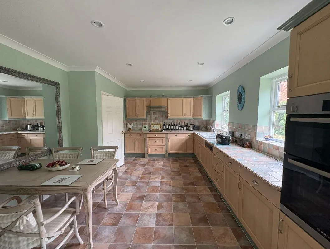 4 Hen & Chicken Yard, Barnby, Newark, Nottinghamshire, NG24 2SP
