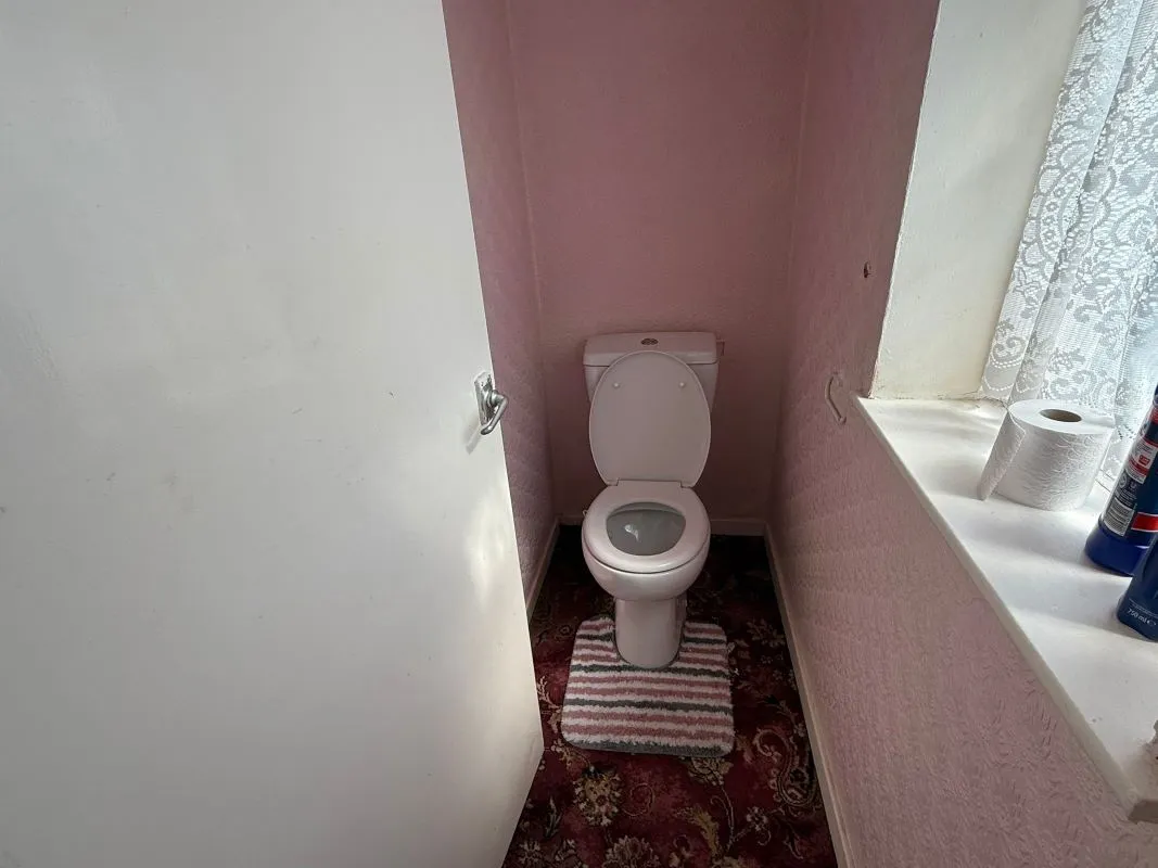 77 Wood Avenue, Creswell, Worksop, Nottinghamshire, S80 4EG