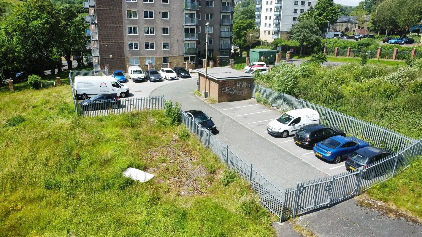 1.04 acres of land off Calder Close, Halifax, Calderdale, HX2 8PB