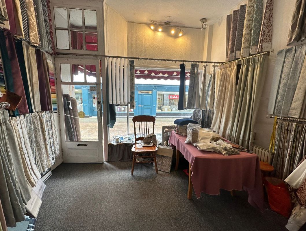 13 Balderton Gate, Newark, Nottinghamshire, NG24 1UE