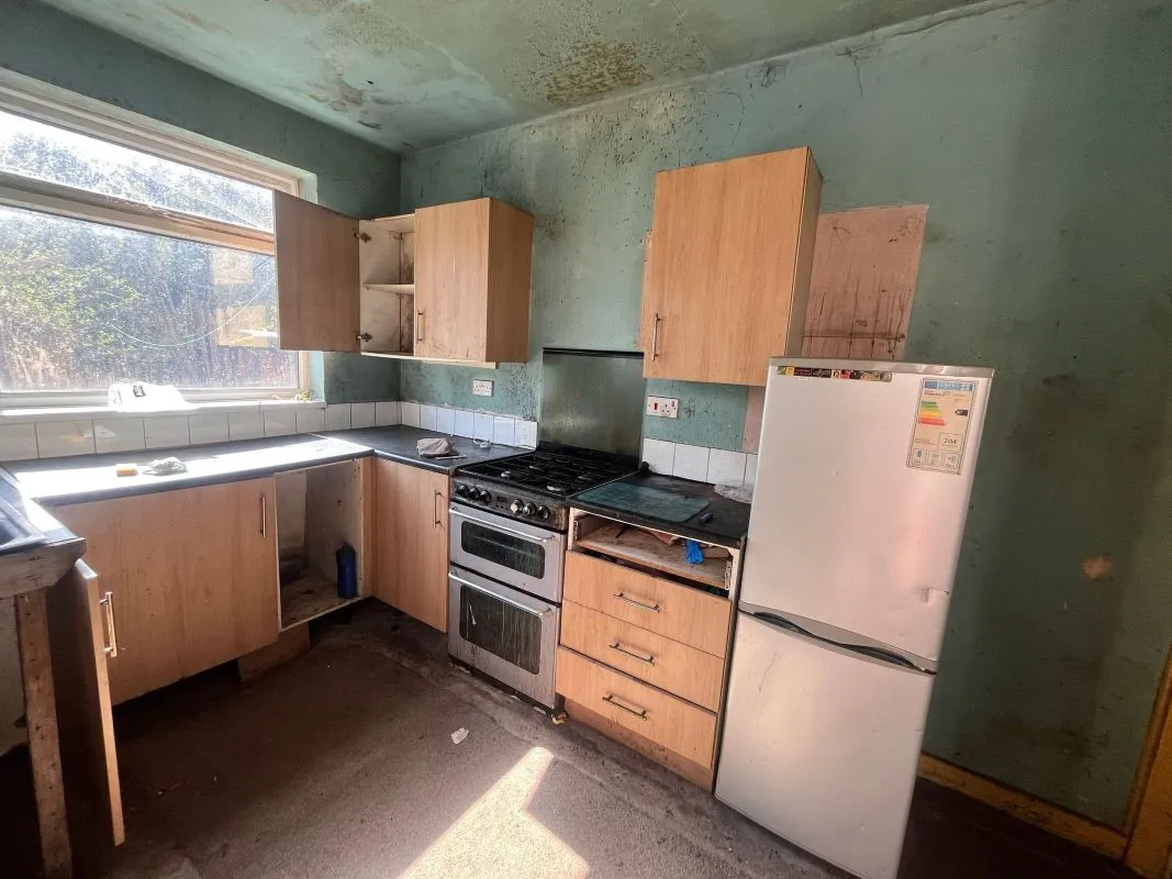 24 Whittier Road, Nottingham, NG2 4AS