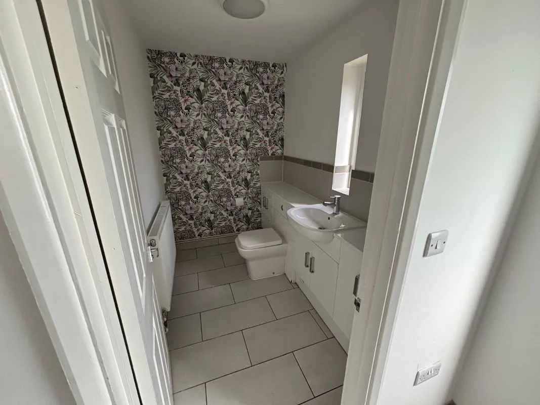17 Limmen Way, Nottingham, NG3 2QA