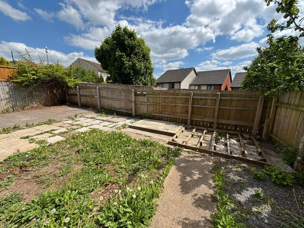 17 Limmen Way, Nottingham, NG3 2QA